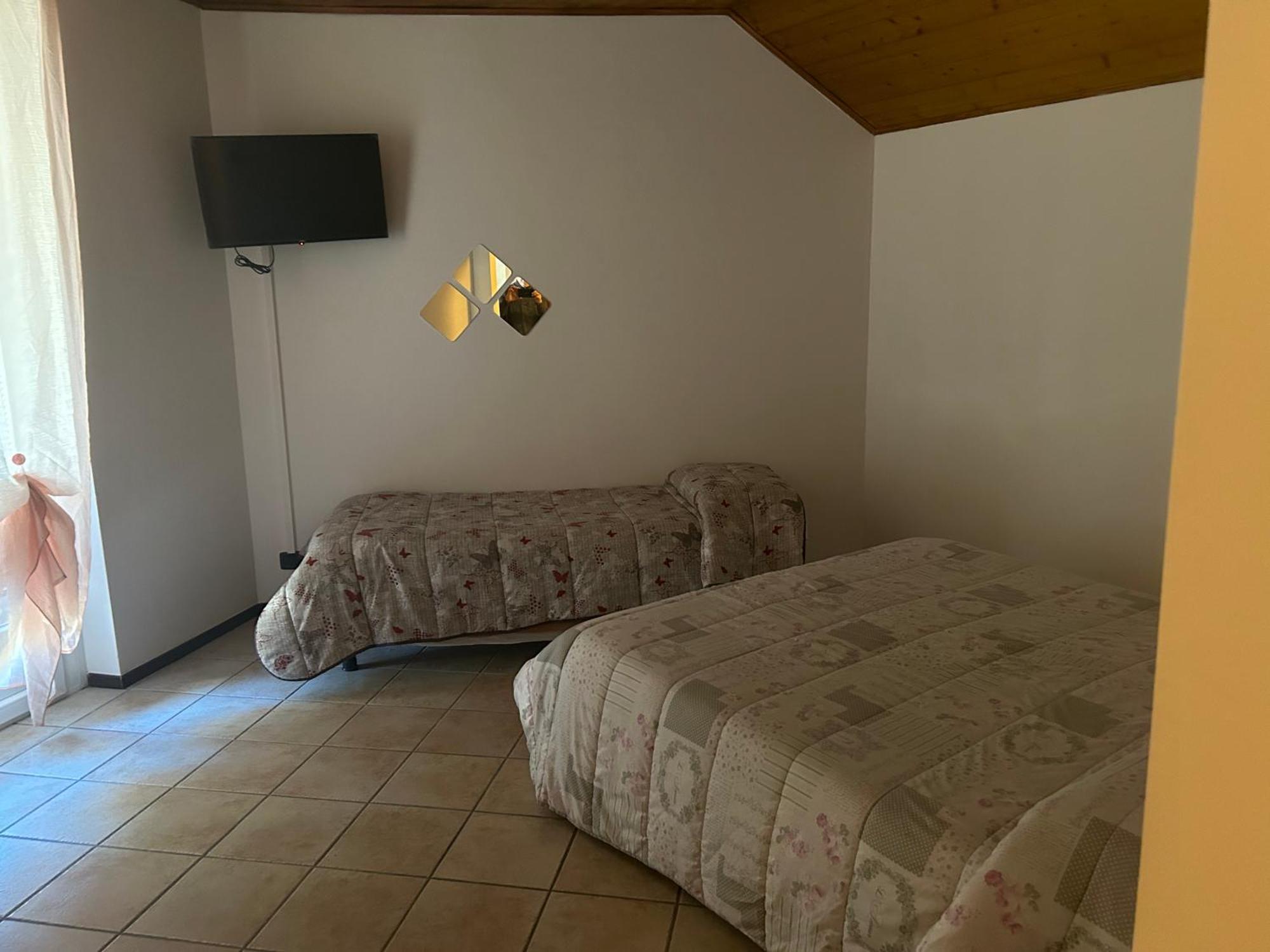 Albergo La Grolla Antey-Saint-André Exterior foto